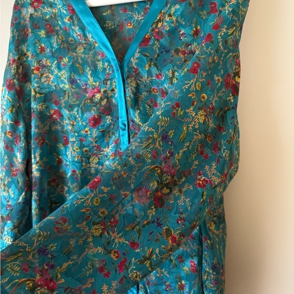 Vintage Gold Label Victoria’s Secret Front Button Floral Sleep Shirt Nightie - Picture 9 of 12